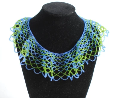 Collar con volantes y cuello con cuentas azul y verde diseño artista con cuentas a mano semilla ÚNICO EN SU CLASE Foto 1 de 4