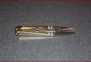 New Thread Clippers qty 12 ALL METAL / CLIPPERS / CUTTERS Scissor Shear - Picture 1 of 1