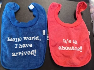 gerber bibs 2pk red and blue with sayings - Picture 1 of 3