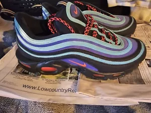 Nike With Bubble - Picture 1 of 3
