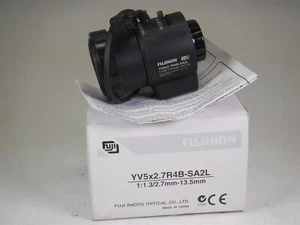 New In Box Fujinon YV5X2.7R4B-SA2L 1:1.3/2.7mm-13.5mm Lens K10-1 - Picture 1 of 5