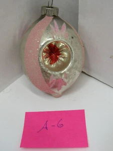 A-6 VTG SHINY BRITE 3 PINK INDENT ORNAMENT CHRISTMAS TREE HOLIDAY DECORATION - Picture 1 of 2