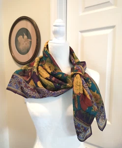 Vintage, The Vera Studio 100% Wool Print Floral 35 X 34" Scarf - Picture 1 of 9