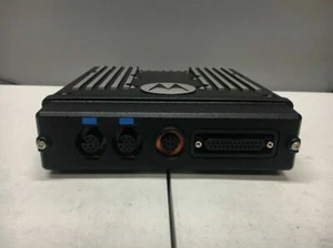 Motorola XTL2500 UHF 450-520 M21SSM9PW1AN P25 Digital Mobile remote radio only - Picture 1 of 9