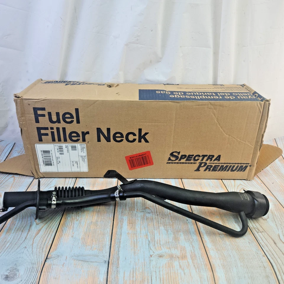 Cuello de llenado de combustible Spectra Premium FN916 para Toyota Tacoma 1995-2000 7720135470 Foto 1 de 4
