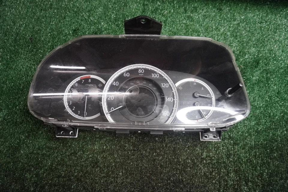 Honda Accord 2015 2016 velocímetro medidor grupo fabricante de equipos originales 79 k millas 78100T2FA710M1 Foto 1 de 4