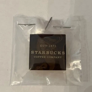 Sealed Starbucks Coffee Company Est 1971 Siren Anniversary CoffeeGear Square Pin - Bild 1 von 2
