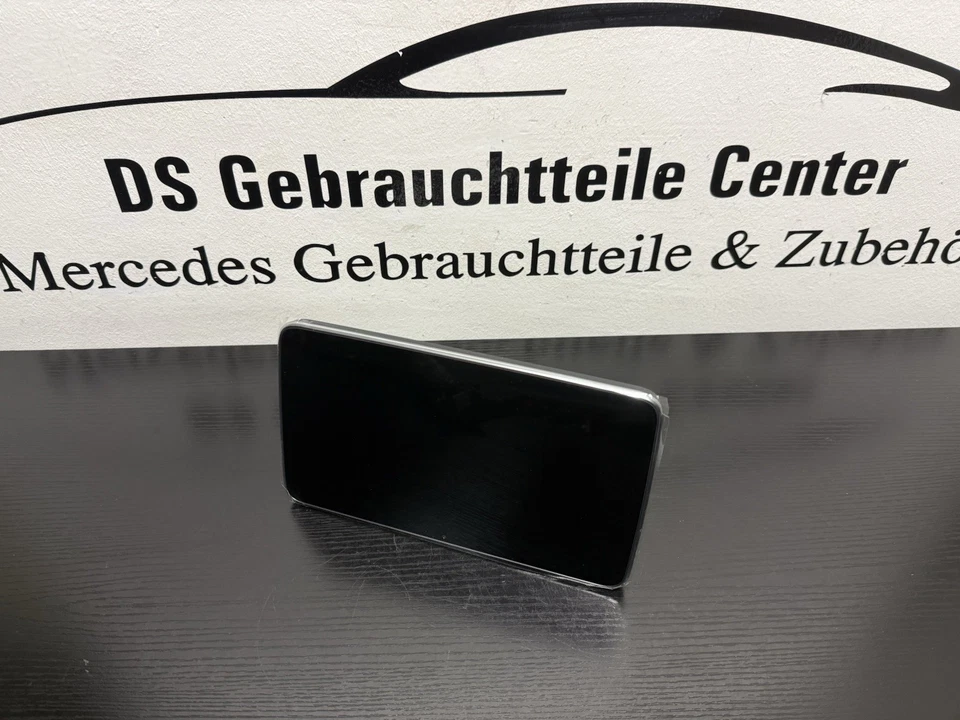 Genuine Mercedes W205 W253 W447 R190 Comand Monitor Central Display A2059002211 NEW - Image 1 of 4