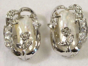 Genuine White Baroque Pearl White Gold Plated Crystal Flower Stud Earrings - Picture 1 of 3