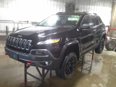 Parasol izquierdo usado se adapta a: Jeep Cherokee 2017 iluminado izquierdo grado A Foto 1 de 4
