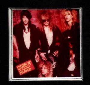Vintage Guns N' Roses NEW Original 80s Group Image Logo Button Badge - Bild 1 von 1