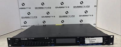 Mando a distancia para reproductor de CD comercial TASCAM CD-500B 1U Foto 1 de 4