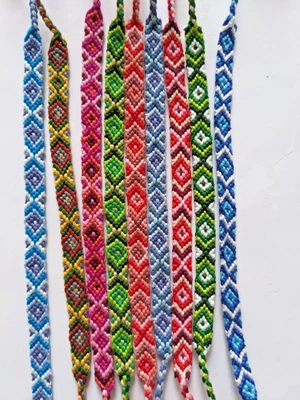 Freundschaftsarmband Freundschaftsband geknüpft Ethno Bunt geflochten - Bild 1 von 3