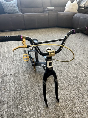 Bombshell Orca Carbon Junior BMX Bike grey/black/gold answer cranks 155mm  - Image 1 of 4