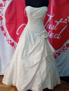 Wedding Dress size 10 ivory silk Alan Hannah, check measurements, F - Picture 1 of 6
