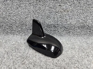 2014-2018 MERCEDES CLA250 REAR ROOF SHARK FIN ANTENNA MODULE OEM - Picture 1 of 6