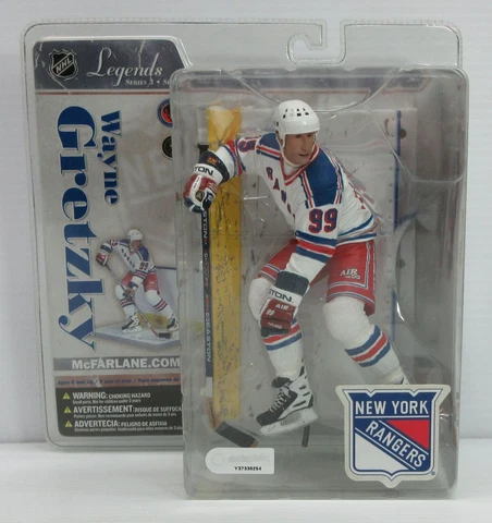 Wayne Gretzky New York Rangers McFarlane Legends Series 3 Figure Cover