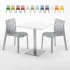 Table carrée blanche 70x70 avec pied en acier et 2 chaises colorées Gruvyer STRA