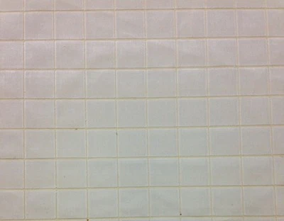 ROBERT ALLEN COJEDES ORQUÍDEA BLANCO ROTO TERCIOPELO CUADRADOS TELA POR YARDA 54"W Foto 1 de 4