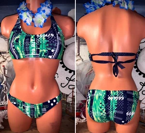 Retro Venus Scuba Graffiti Surf Sexy Crop Top B Swimsuit Posing Low Bikini 4 S - Picture 1 of 12