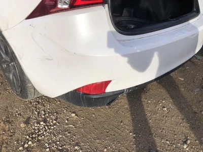 2014 2015 LEXUS IS350 Rear Bumper Assembly 083 White w/o Park Assist Sedan 91052 - Imagem 1 de 4