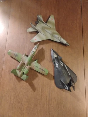  Vintage Ertl military Planes Lot Of 3 - Image 1 of 4