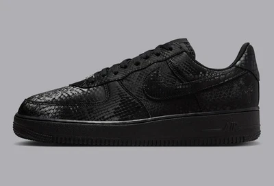 Nike Air Force 1 Kobe Bryant Forever Triple Black Mamba IB0018-003 sz 10 Men's - Image 1 of 4