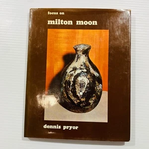 Focus On Milton Moon Hardcover Book Australian Pottery Ceramics History Pryor - Bild 1 von 14