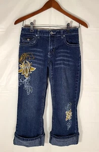 Piper & Blue Women's Juniors Blue Capri Cuffed Stretch With Design Jeans Size 7 - Picture 1 of 8