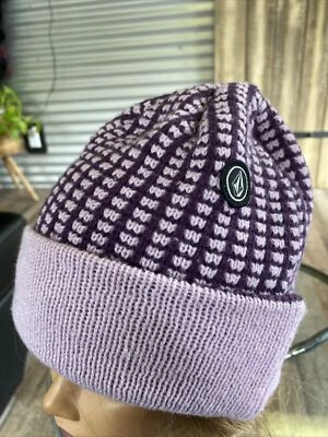 Vintage Volcom Beanie Hat Knit Cap Logo Skate Ski Grunge Purple - Image 1 of 4