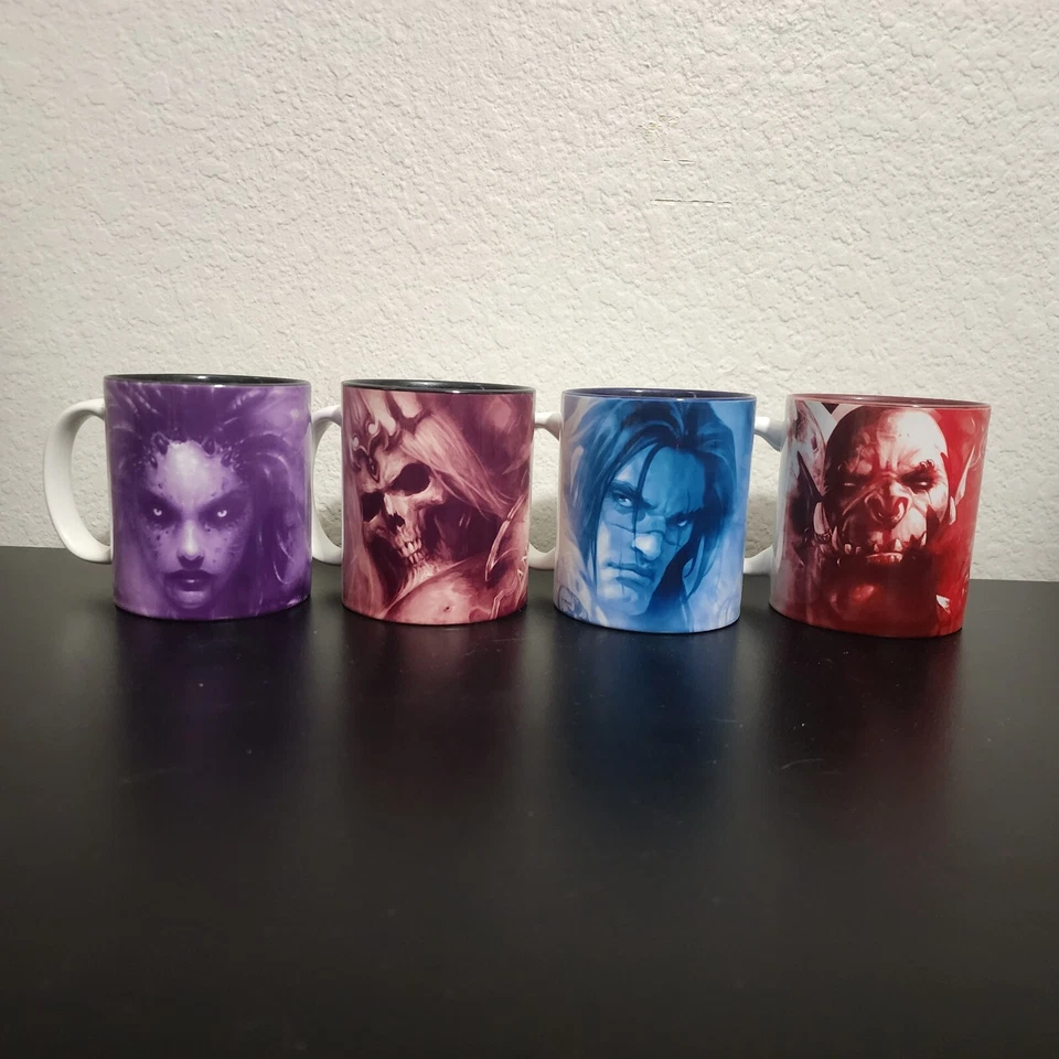 Raro juego de tazas Blizzard (World of Warcraft, Starcraft, Diablo) Foto 1 de 4