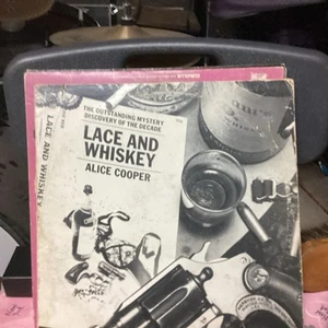 Alice Cooper - LACE AND WHISKEY - 1977 Vinyl LP CUTOUT - (Personal Collection) - Picture 1 of 12