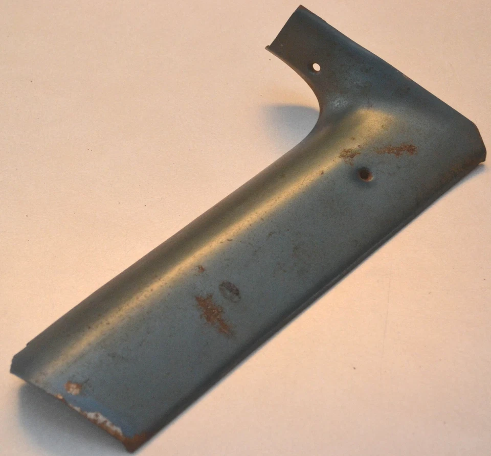 Ford Skyliner 1959 y parabrisas interior moldura izquierda retráctil Foto 1 de 4