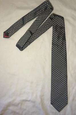 Escada Mens Neck Tie 100% Silk Geometric Silver Black Made in Italy - Image 1 of 4