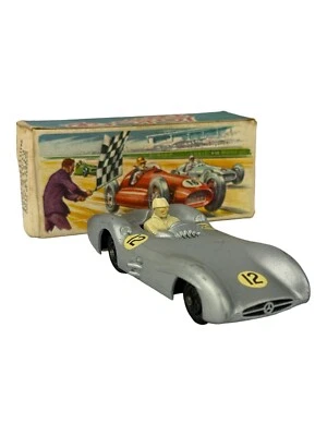Crescent Toys - Vintage 1284 Mercedes Benz 23.5 Litre Grand Prix Collectible Car - Image 1 of 4
