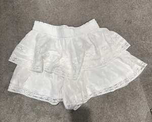 White Ruffle Altar’d State Skort - Picture 1 of 1