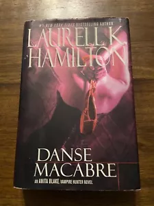SIGNED Danse Macabre By Laurel K Hamiton 1st Printing First Edition 2006 HCDJ - Picture 1 of 12