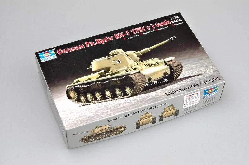 Trumpeter Tedesco Pz.Kpfw. KV-1 756(r) Carro Armato - 1:72 Modello Kit NEU - Immagine 1 di 1