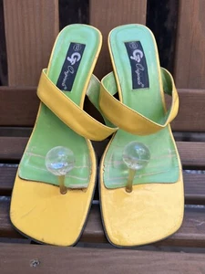 ÚNICAS Sandalias Chanclas Vintage Funky Amarillas GF Originales Geniales Puntera de Mármol Agarre - Imagen 1 de 5