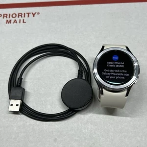 Samsung Galaxy Watch4 Classic SM-R880 42mm Stainless Steel Case with Ridge-Sport - Photo 1 sur 6