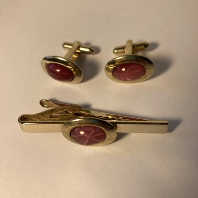 Vintage Cufflinks Set with Tie Claps Gold Tone Star Safire Design - Image 1 of 3