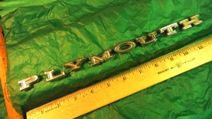 BN09 Plymouth Motorhaube Brief Embleme Vintage 1966 #2528974-81 Plymouth Valiant - Bild 1 von 10