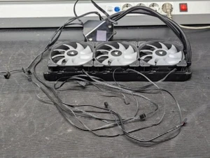 Refroidisseur CPU liquide Asus TUF Strix édition noire occasion fonctionne - Photo 1/10