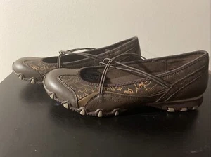 Skechers Bikers Womens Size 8.5 Leather Shoes Brown With Rhinestone Accents New - Picture 1 of 10