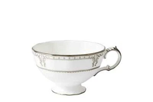 Royal Crown Derby - Elizabeth Platinum - Teacup - 126047G - Picture 1 of 1