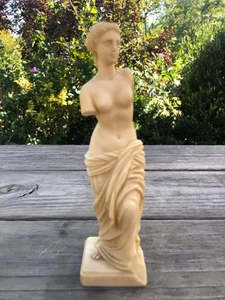 Statua Venere di Milo alta 7” vintage anni 60 avorio a colori marcata G.R./Ruggeri - Foto 1 di 10