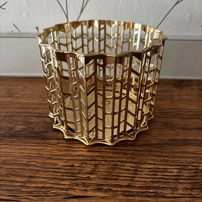 Bath & Body Works GOLD chevron knit metal Three Wick Candle Sleeve CANDLEHOLDER - Image 1 of 4