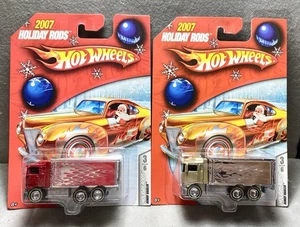 Set of 2 Hot Wheels Holiday Rods Hiway Hauler Red and Gold, Real Riders - Picture 1 of 7