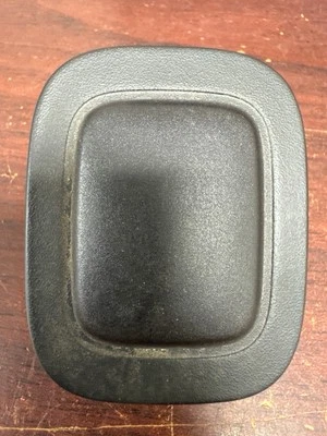 2016-2018 CHEVROLET MALIBU LS ПЕРЕДНЯЯ ПРИБОРНАЯ ПАНЕЛЬ ДАТЧИК СОЛНЕЧНОГО СВЕТА (P) - Изображение 1 из 2