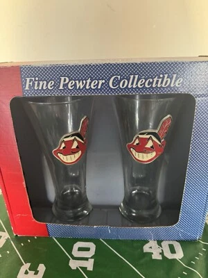 GAFAS PILSNER PEWTER CHIEF WAHOO EMBLEMA INDIOS CLEVELAND - JUEGO DE DOS - NUEVAS Foto 1 de 3